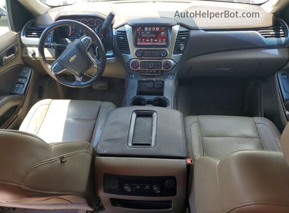 1GNSCHKCXKR178204 2019 CHEVROLET SUBURBAN White Vista del cuadro de instrumentos