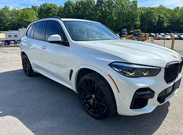 5UXCR4C03N9K04928 2022 BMW X5 Белый Вид спереди