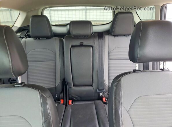 1FMCU0J90HUF01372 2017 FORD ESCAPE White 