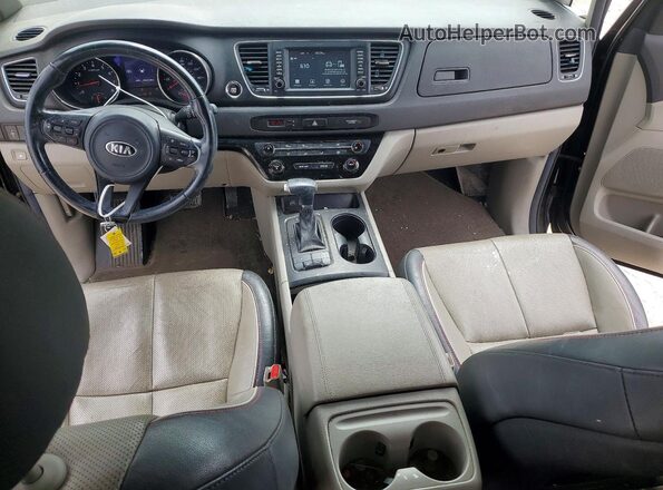 KNDMB5C11J6398637 2018 KIA SEDONA Black Вид щитка приладів