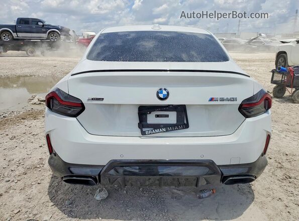 3MW53CM02P8D62966 2023 BMW M2 White Սալոնի դիմացի տեսք