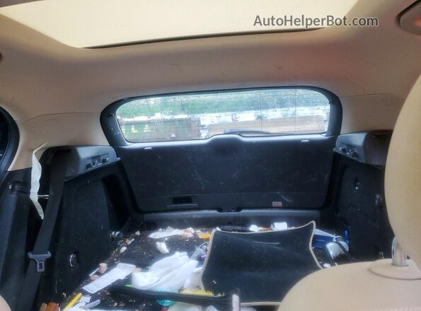 WDCTG4GB6KU003546 2019 MERCEDES-BENZ GLA Blue Rear interior view