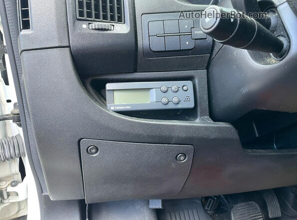 3C6TRVDG1KE563504 2019 RAM PROMASTER White 360 interior view