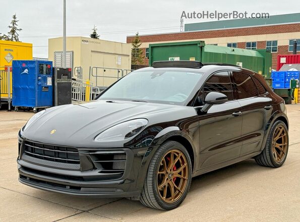 WP1AG2A55HLB50068 2017 PORSCHE MACAN Black 