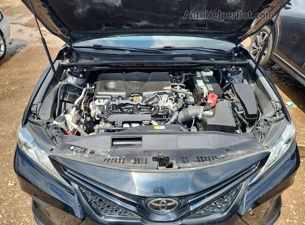 4T1B61HK8JU562947 2018 TOYOTA CAMRY Black 