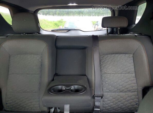 3GNAXKEX8JL165162 2018 CHEVROLET EQUINOX Silver Вид задньої частини салону