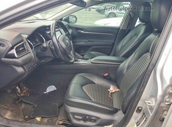 4T1B11HK0KU240156 2019 TOYOTA CAMRY Серебряный 