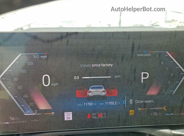 3MW53CM02P8D62966 2023 BMW M2 White Հետևի նստատեղերի տեսք