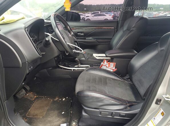 JA4AD3A35LZ006857 2020 MITSUBISHI OUTLANDER Silver Vista del salpicadero