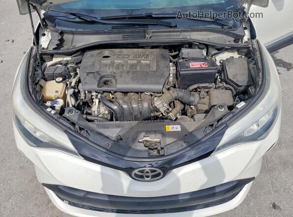 NMTKHMBX4MR124826 2021 TOYOTA C-HR White 