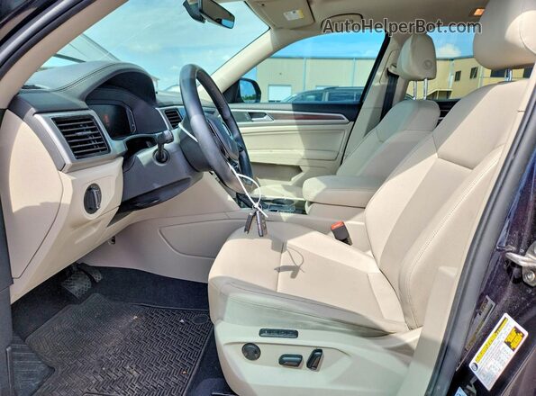 1V2ER2CAXKC555565 2019 VOLKSWAGEN ATLAS Black 