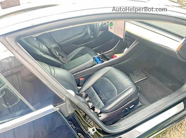 5YJ3E1EA8JF010171 2018 TESLA MODEL 3 Black Rear view