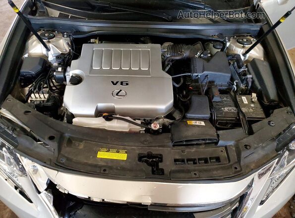 58ABK1GG0JU115451 2018 LEXUS ES Beige Widok wnętrza z tyłu