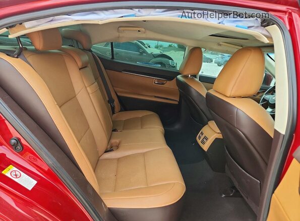 58ABK1GG2GU023928 2016 LEXUS ES Red Вид задніх сидінь
