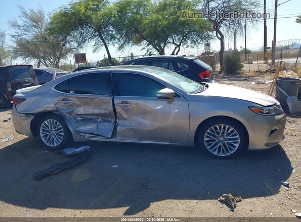 58ABK1GG3HU071603 2017 LEXUS ES 350 Tan Widok wnętrza z tyłu