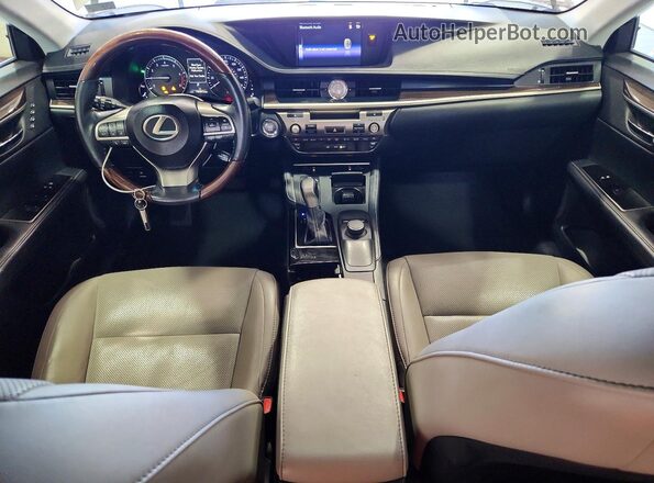 58ABK1GG7JU098938 2018 LEXUS ES Серебряный Вид панели приборов