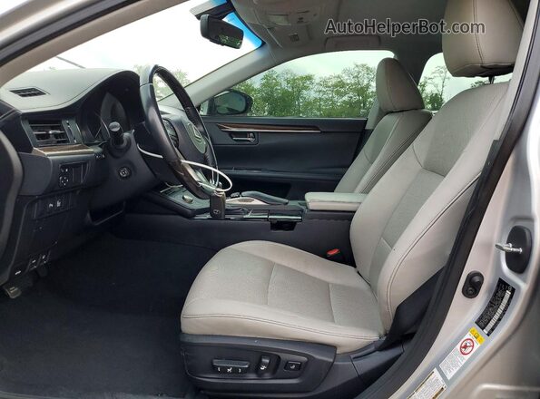 58ABK1GG8GU006468 2016 LEXUS ES Silver Вид салону спереду