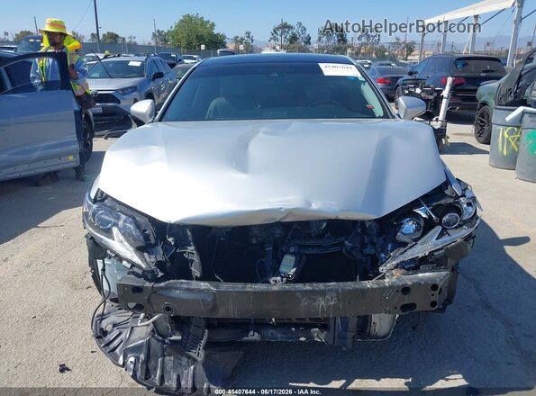 58ABK1GG9JU087794 2018 LEXUS ES 350 Silver Вид задньої частини салону