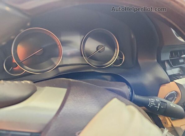 58ABK1GGXJU093667 2018 LEXUS ES Gray Вид щитка приладів