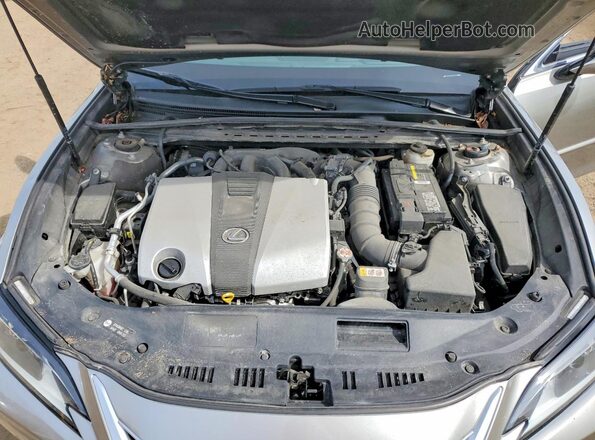 58ABZ1B15KU014941 2019 LEXUS ES Silver Սալոնի հետևի տեսք