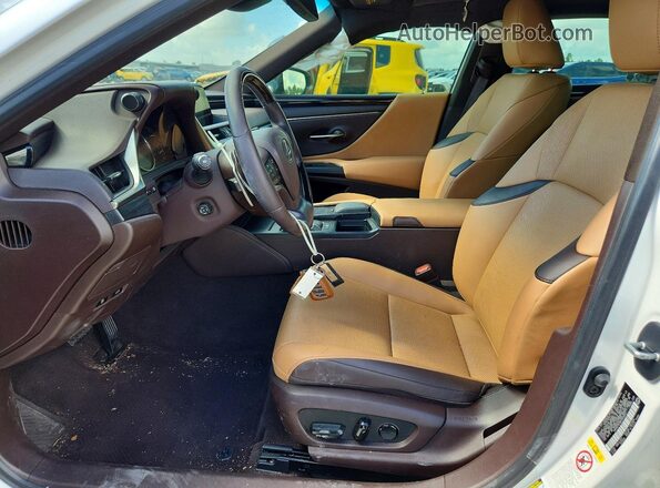 58ABZ1B16KU039041 2019 LEXUS ES Белый Вид салона спереди