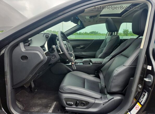 58ABZ1B1XKU037633 2019 LEXUS ES Black Вид салону спереду