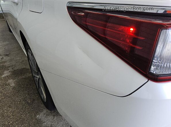 58ACZ1B18NU136668 2022 LEXUS ES White 