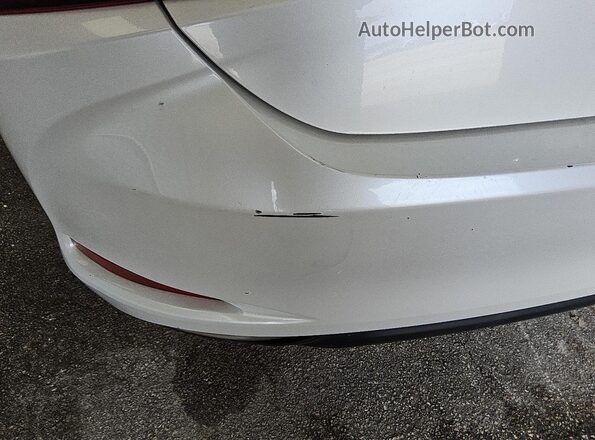 58ACZ1B18NU136668 2022 LEXUS ES White 