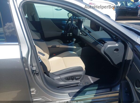 58AD11D18MU007918 2021 LEXUS ES 250 Gray Front interior view