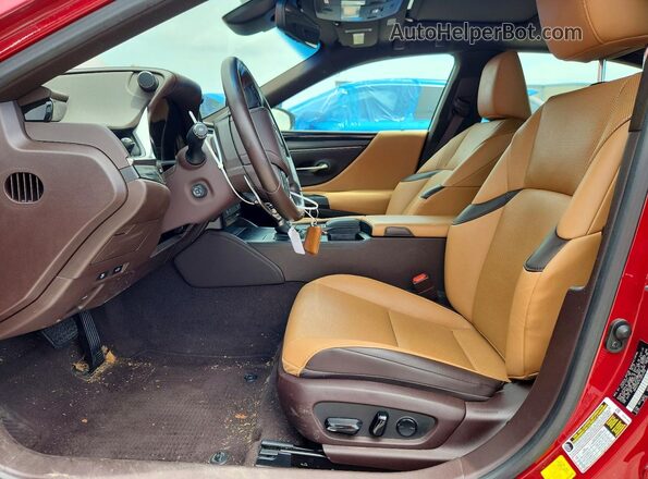 58AD21B11LU012456 2020 LEXUS ES Red Սալոնի դիմացի տեսք
