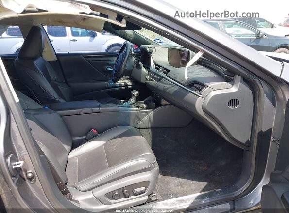 58AD21B15LU008037 2020 LEXUS ES 300H Gray Front interior view