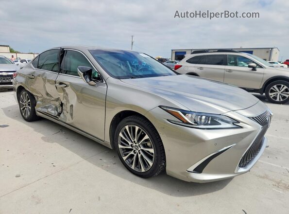 58AD21B17LU004510 2020 LEXUS ES Серебряный Передняя правая четверть