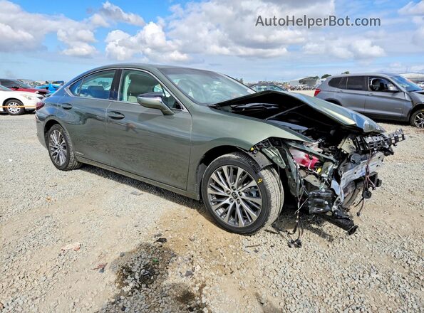 58AD21B1XLU010012 2020 LEXUS ES Зеленый 