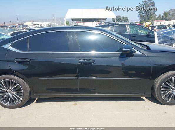 58ADA1C11NU015975 2022 LEXUS ES 300H Black 
