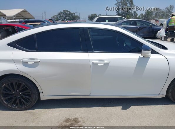 58ADA1C13MU005088 2021 LEXUS ES 300H White უკანა სალონის ხედი