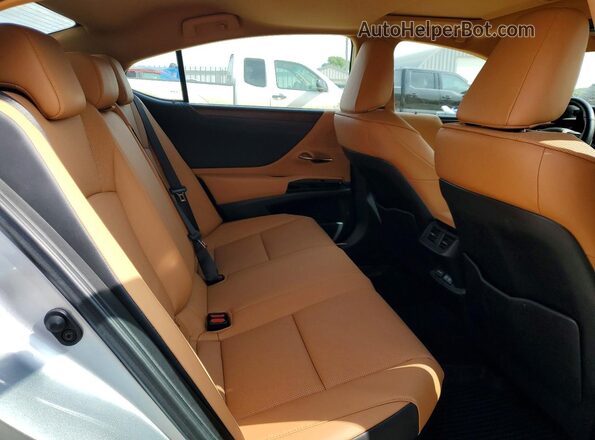 58ADA1C16RU043034 2024 LEXUS ES Серый Вид задних сидений