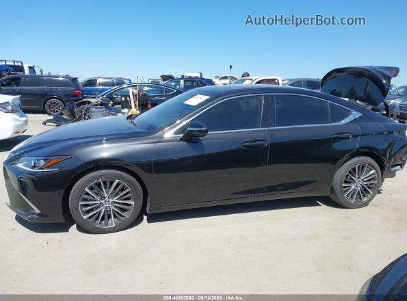 58ADA1C16SU069526 2025 LEXUS ES 300H Черный 