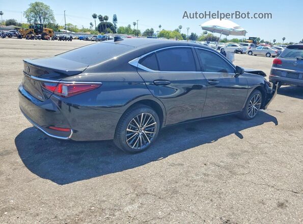 58ADA1C17RU047030 2024 LEXUS ES Black Tył prawy