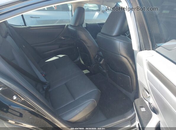 58ADA1C18NU024382 2022 LEXUS ES 300H Black VIN sticker view