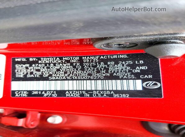 58ADA1C1XSU076270 2025 LEXUS ES Red Vista del compartimento del motor