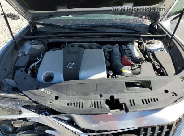 58ADZ1B10PU152841 2023 LEXUS ES Silver Widok wnętrza z tyłu
