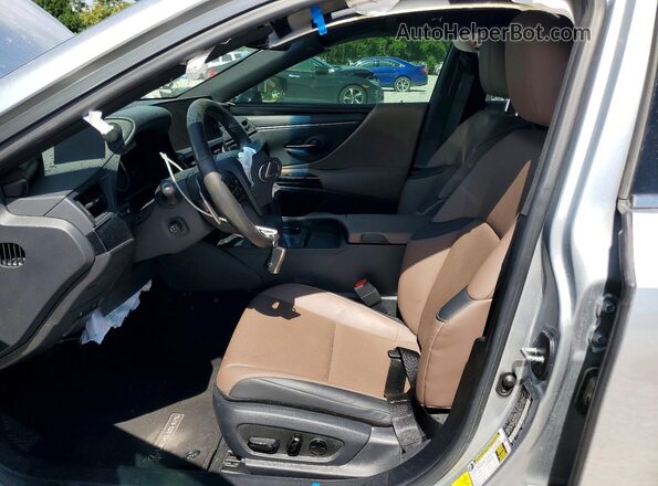 58ADZ1B10PU152841 2023 LEXUS ES Silver Widok wnętrza z przodu