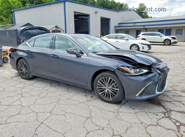 58ADZ1B10SU204378 2025 LEXUS ES Gray Przód prawy