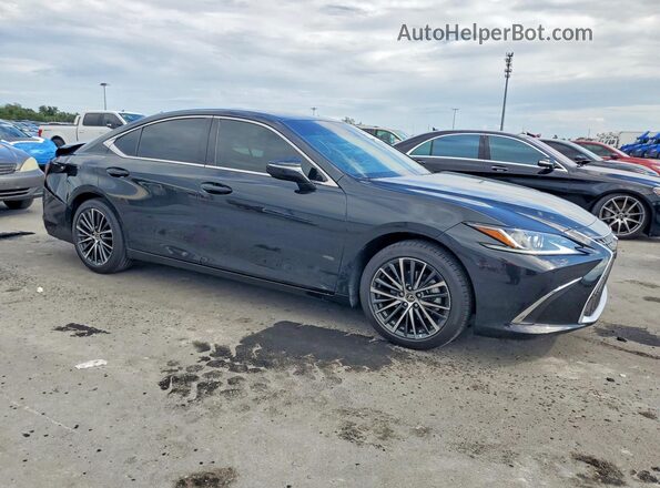 58ADZ1B11NU121076 2022 LEXUS ES Black 