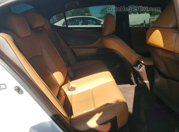 58ADZ1B16LU065939 2020 LEXUS ES White Rear seats view