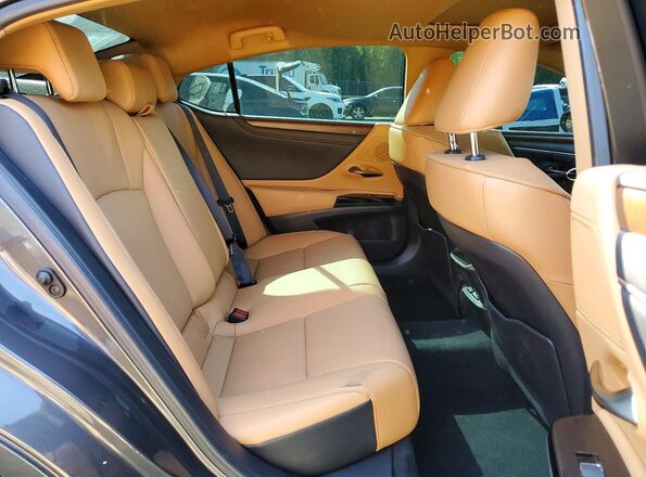 58ADZ1B17PU148639 2023 LEXUS ES Gray Vista de los asientos traseros
