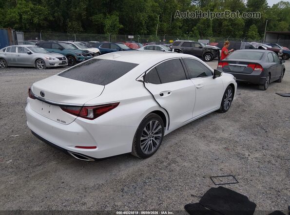 58ADZ1B18MU109702 2021 LEXUS ES 350 White 