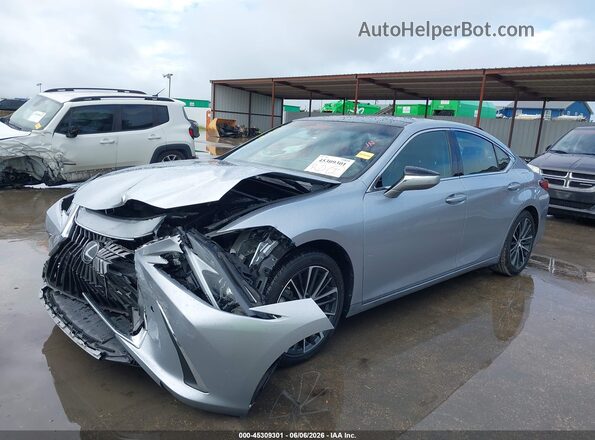 58ADZ1B1XNU120699 2022 LEXUS ES 350 Silver Vista tres cuartos delantera izquierda