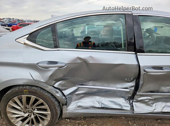 58AFA1C11NU017752 2022 LEXUS ES Silver Հետևի նստատեղերի տեսք