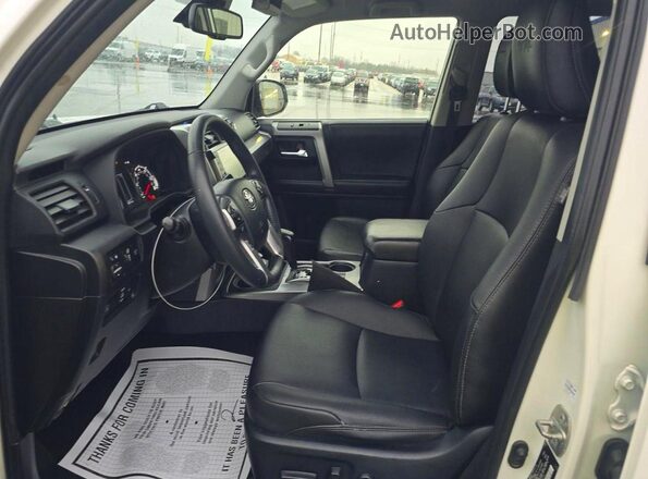 JTESU5JR6N5991248 2022 TOYOTA 4RUNNER White Engine compartment view